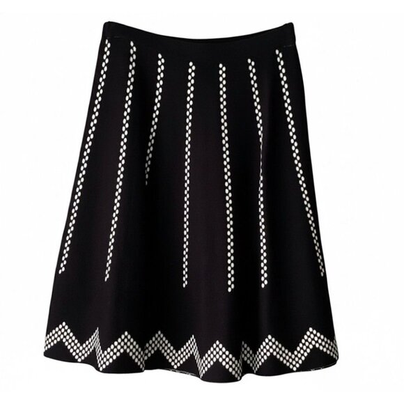 Neuman Marcus Spense Black White Knit Skirt Sz M Striped Chevron NWT RN 73163 - Picture 2 of 5